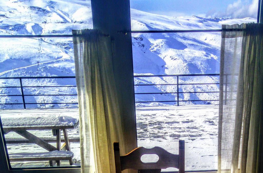 Hotel Montesol Arttyco Sierra Nevada Eksteriør billede